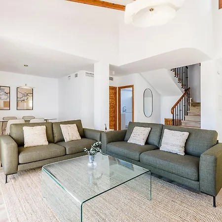 Mares - Traina Villa *