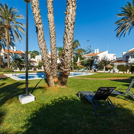 Mares - Traina * Caleta De Velez