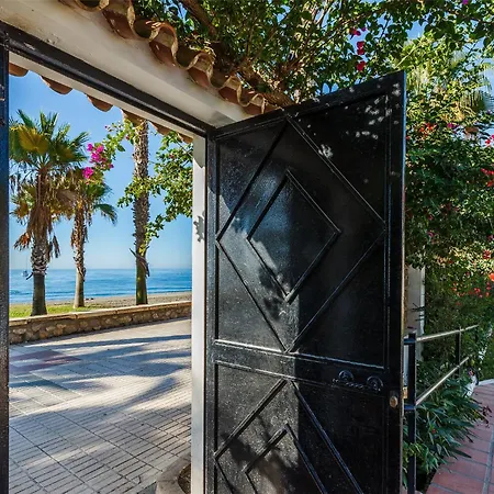 Mares - Traina * Caleta De Velez