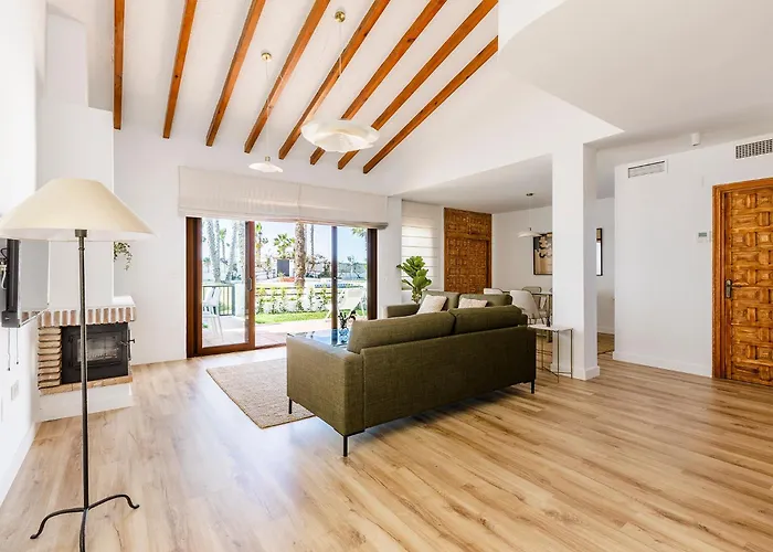 Mares - Traina Caleta De Velez